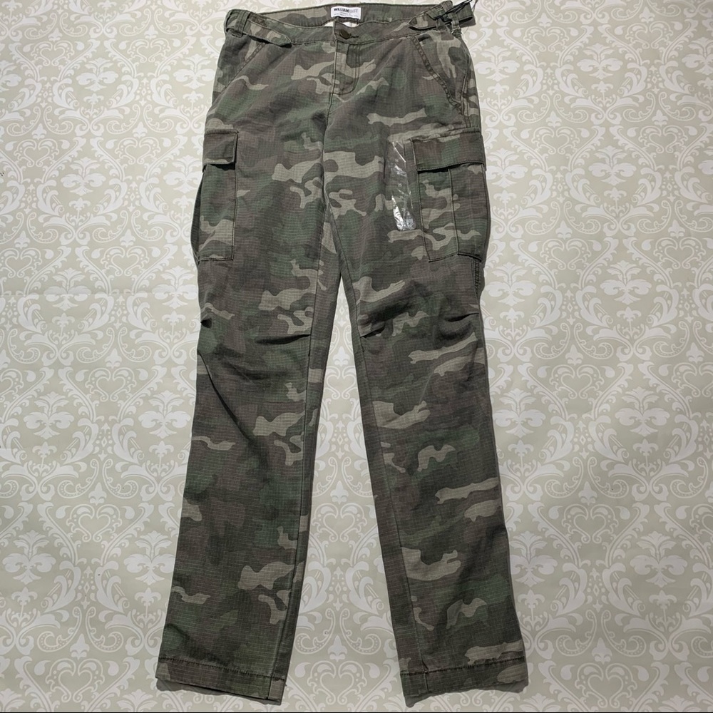 William Rast NWT camo pants size 25
